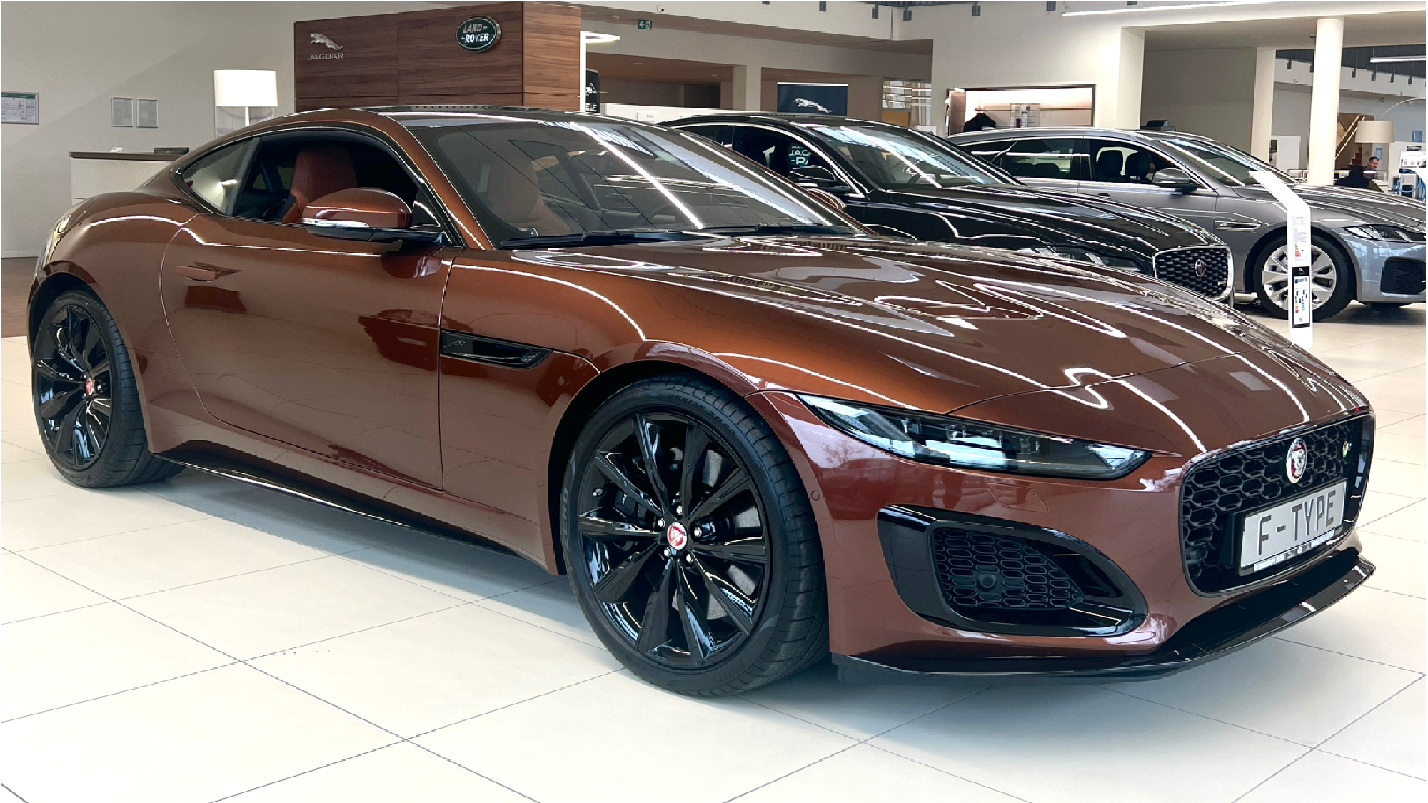 Jaguar F-Type Coupé Spiced Copper Edition